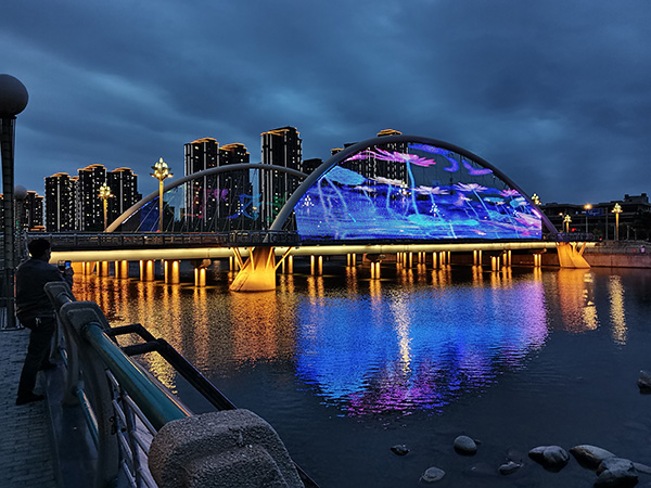 1742970194152440.jpg 拉萨河道亮化.jpg