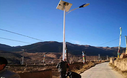 拉萨智慧路灯安装必备设计要素：打造高效智能的城市照明系统