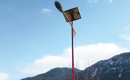 如何选择高质量的拉萨太阳能路灯材料：全方位指南