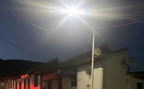 农村院子里最适合的拉萨太阳能路灯亮度与安装要点